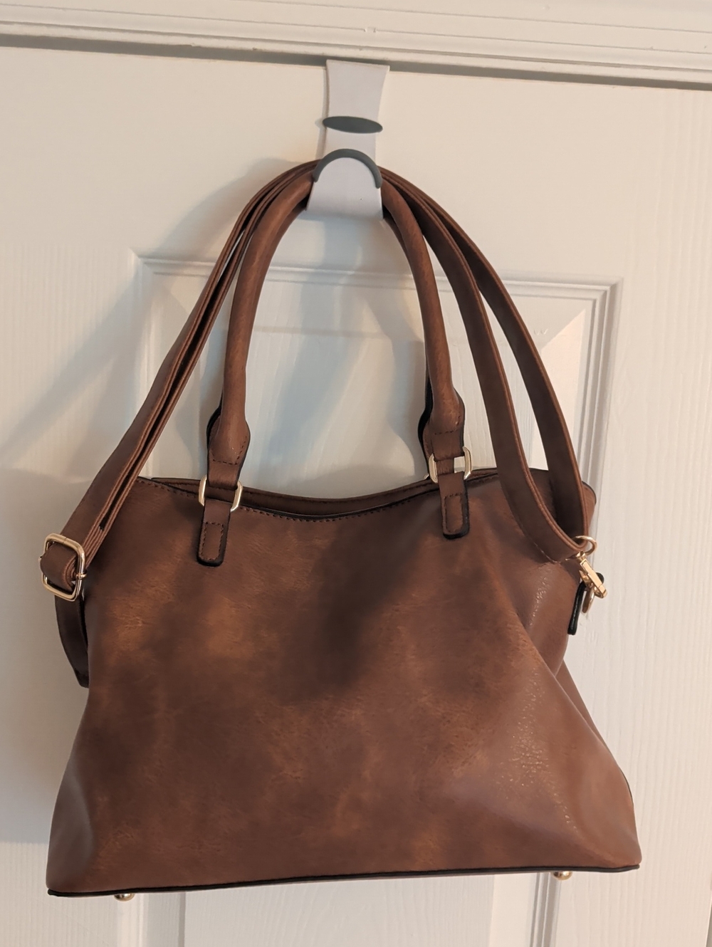 Classic Brown Women's Tote Bag - Stylish Everyday Carry